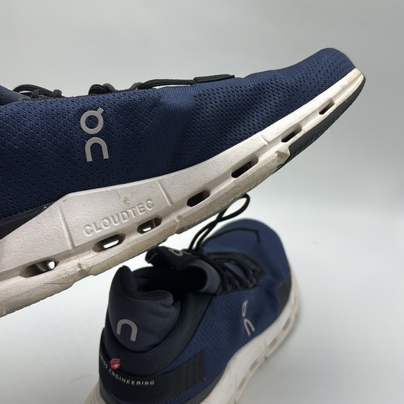 On Cloudnova Navy White mens size 8 - Picture 5 of 6